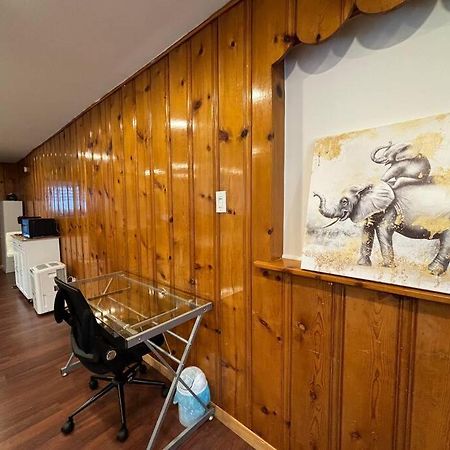 Cozy Spacious Work Friendly Lotus With Garden View High Speed Free Wi Fi And Parking Adjacent To Downtown Montreal Luaran gambar