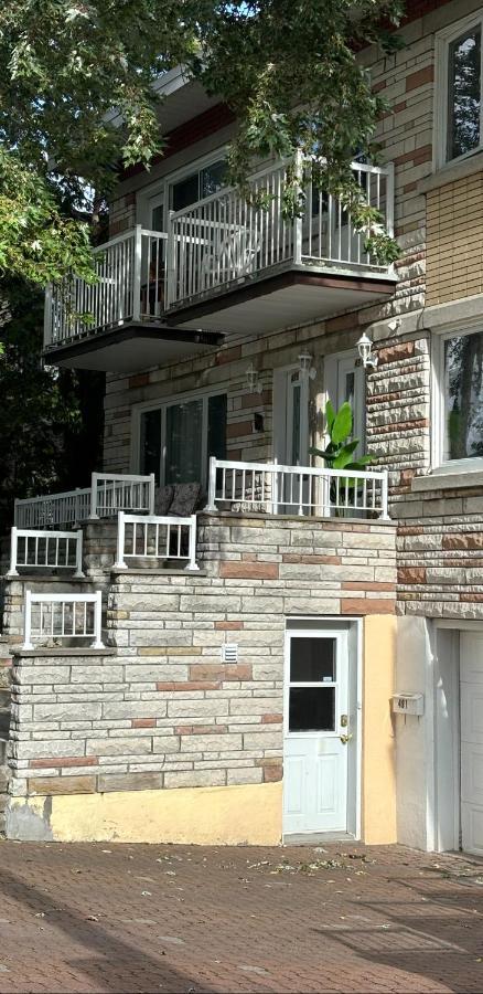 Cozy Spacious Work Friendly Lotus With Garden View High Speed Free Wi Fi And Parking Adjacent To Downtown Montreal Luaran gambar